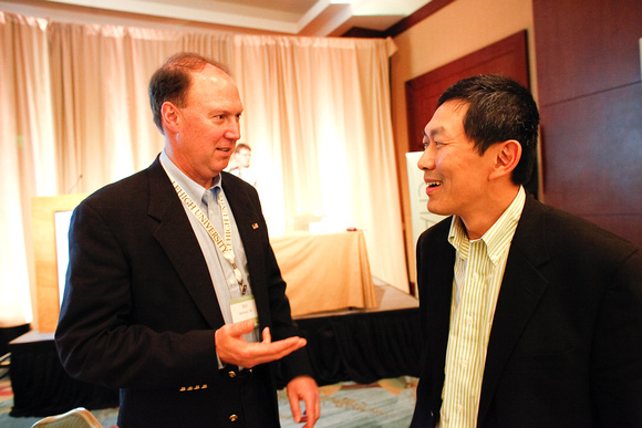 Bill Maloney '80 with David Wu, dean of the P.C. Rossin College of Engineering and Applied Science